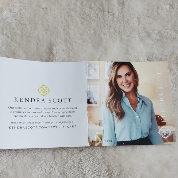 Kendra Scott Raquel ribbon earrings with rhinestones - Picture 7 of 8